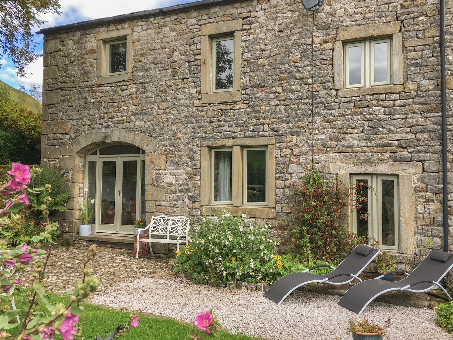 Litton Hall Barn Cottage - Yorkshire Dales - 1067067 - photo 1
