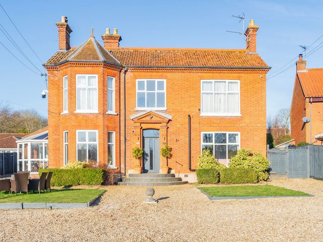 Sunnymeade - 1049440 - photo 1