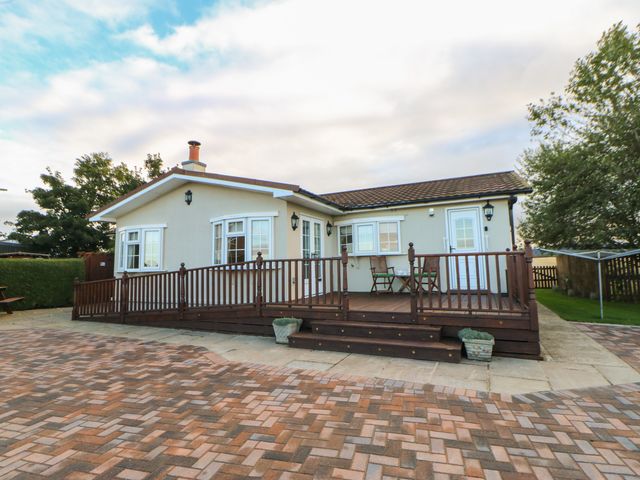 The Chalet - 1087744 - photo 1
