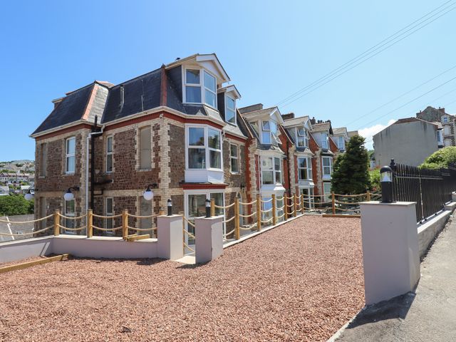 Bradley House - 1135671 - photo 1 