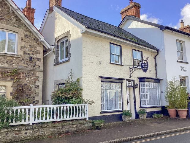 The Old Lace Shop - 1142994 - photo 1