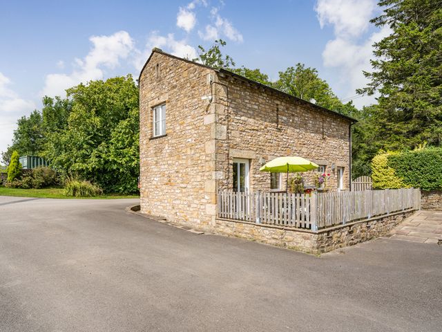 Hay Barn - 913007 - photo 1