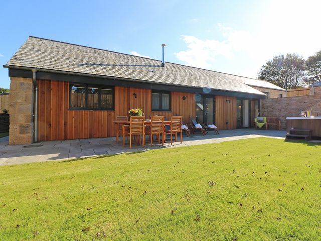 Pig House, Boskensoe Barns - 966634 - photo 1