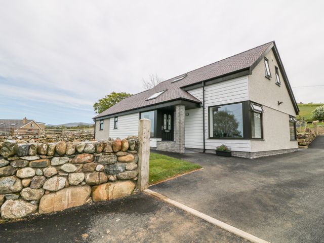 Llwyd Coed Canol - 997752 - photo 1 