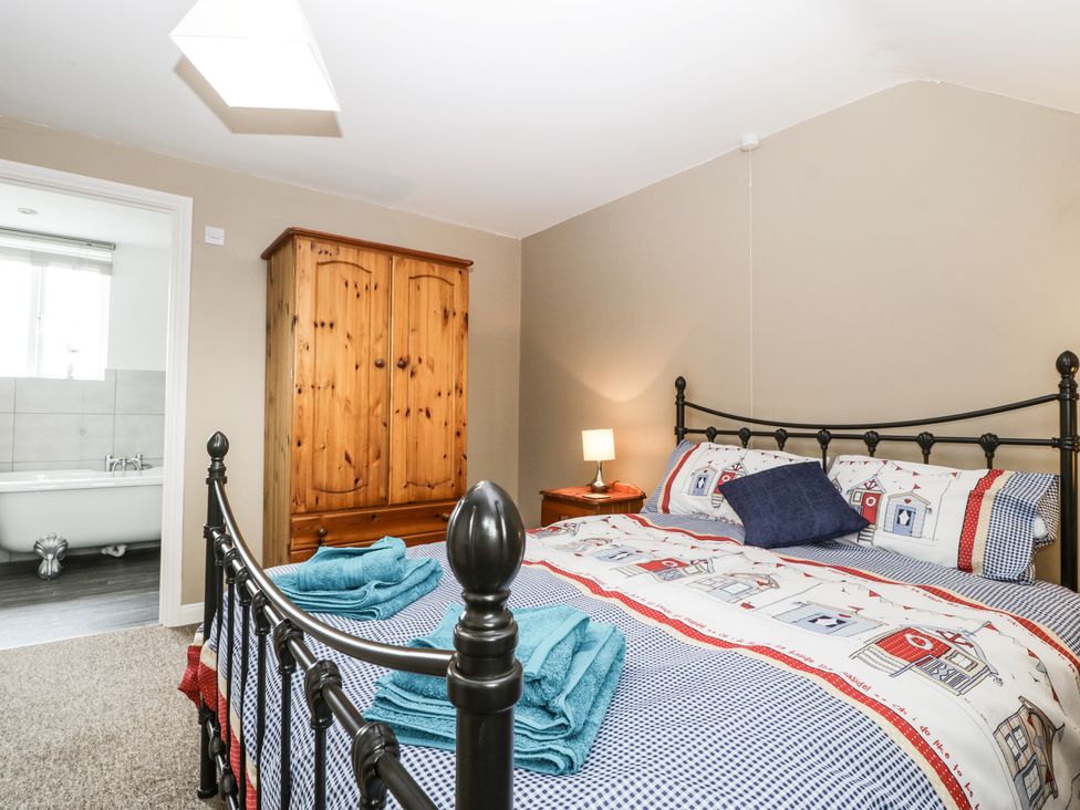 8A Rosewood Avenue - Somerset & Wiltshire - 1057153 - thumbnail photo 14