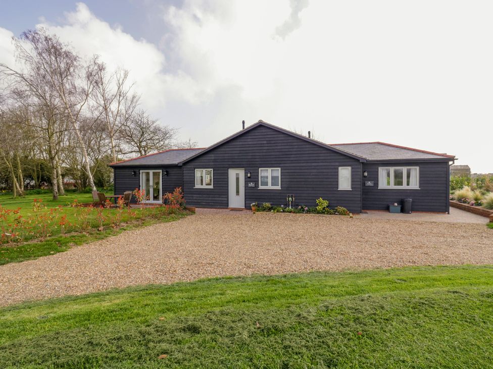 Bramley Cottage - Suffolk & Essex - 1122487 - thumbnail photo 24