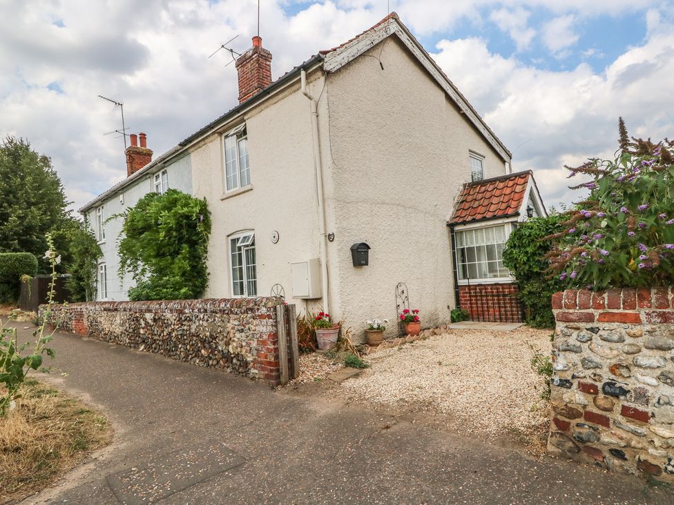 Megs Cottage - Norfolk - 21440 - thumbnail photo 1