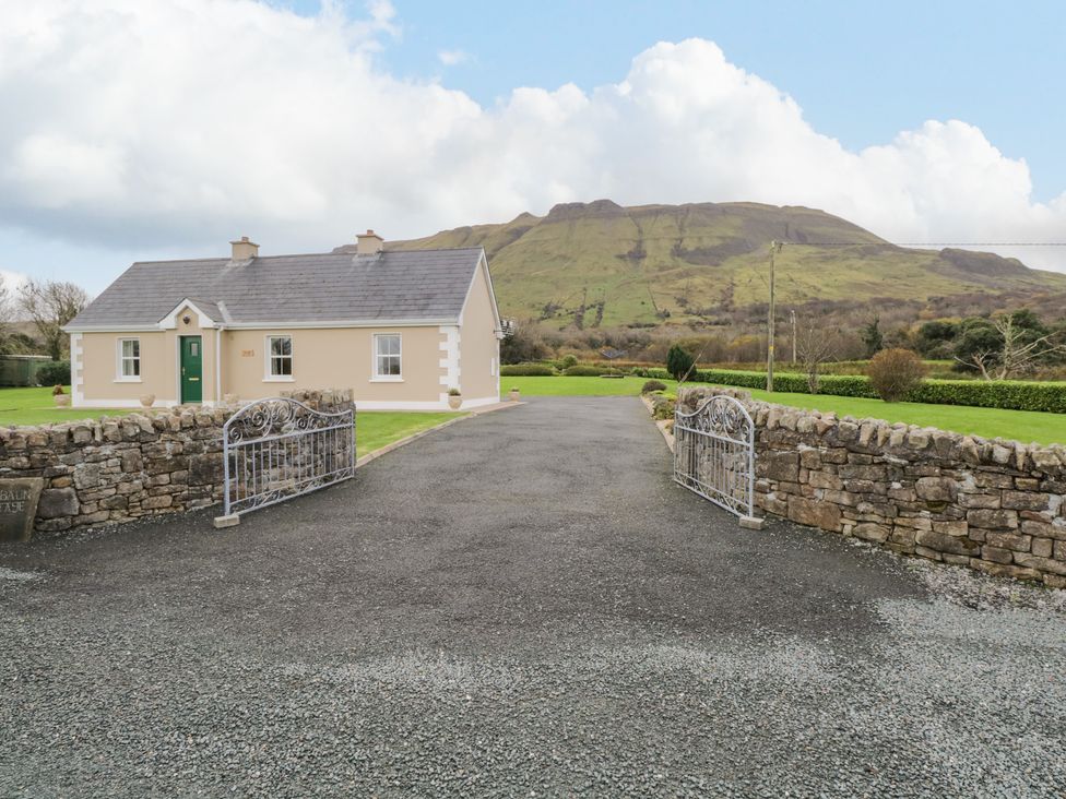 Tieve Baun - County Sligo - 915832 - thumbnail photo 1