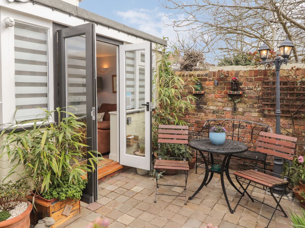 Rose Cottage - Kent & Sussex - 980449 - thumbnail photo 1