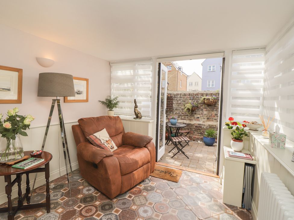 Rose Cottage - Kent & Sussex - 980449 - thumbnail photo 2