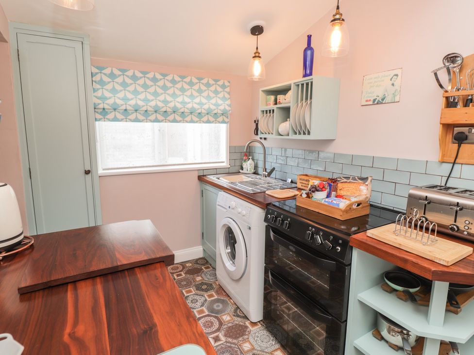 Rose Cottage - Kent & Sussex - 980449 - thumbnail photo 7