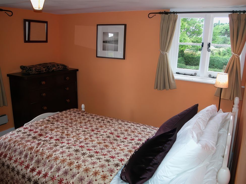 Gun Hill Cottage - Kent & Sussex - 988889 - thumbnail photo 10